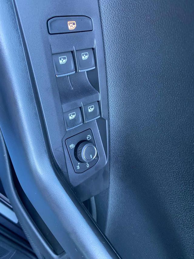 VOLKSWAGEN Taigo usata, con Specchietti laterali elettrici