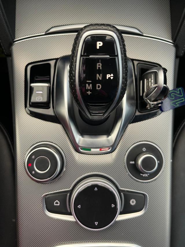 ALFA ROMEO Stelvio usata, con Chiusura centralizzata telecomandata