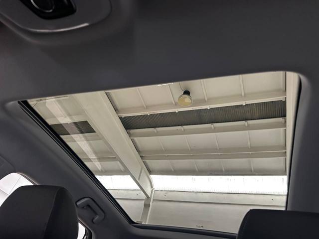 EMC Sei usata, con Controllo vocale