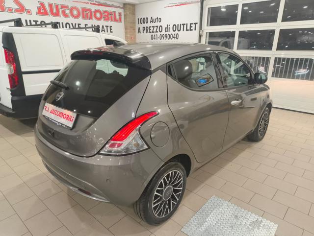 LANCIA Ypsilon usata, con Airbag laterali