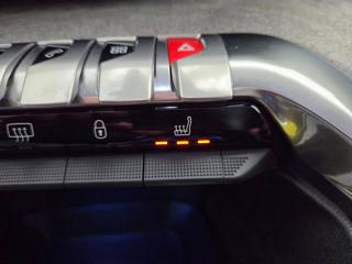 PEUGEOT 3008 usata, con Sedili riscaldati