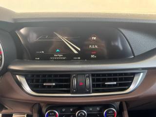 ALFA ROMEO Stelvio usata, con Airbag testa