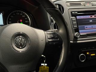 VOLKSWAGEN Tiguan usata, con Leve al volante