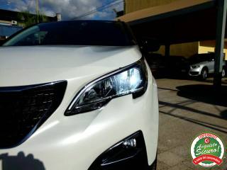 PEUGEOT 3008 usata, con Sensori di parcheggio posteriori