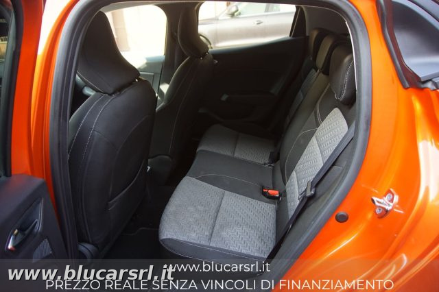 RENAULT Clio usata 11