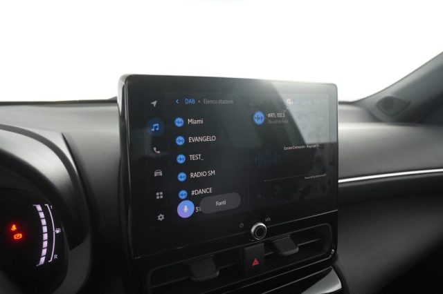 TOYOTA Yaris Cross usata 11