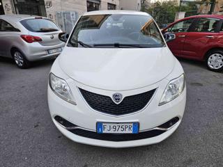 LANCIA Ypsilon usata, con Airbag