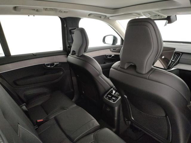 VOLVO XC90 usata, con Sensori di parcheggio posteriori