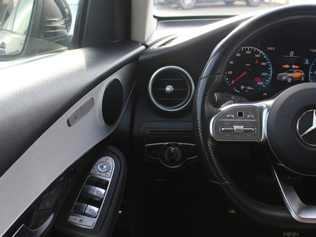MERCEDES-BENZ GLC 220 usata, con Volante in pelle