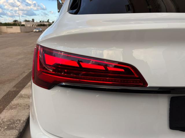 AUDI Q5 usata, con Sensori di parcheggio anteriori