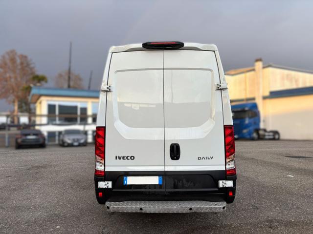 IVECO Daily usata, con Climatizzatore