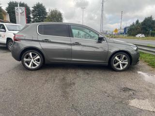 PEUGEOT 308 usata, con Autoradio