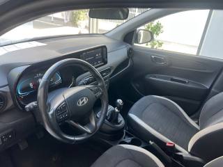 HYUNDAI i10 usata, con USB