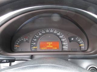MERCEDES-BENZ C 200 usata, con Autoradio