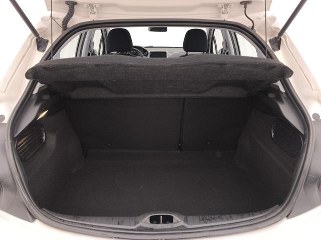 PEUGEOT 208 usata, con Isofix