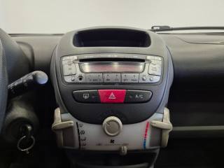 PEUGEOT 107 usata 16