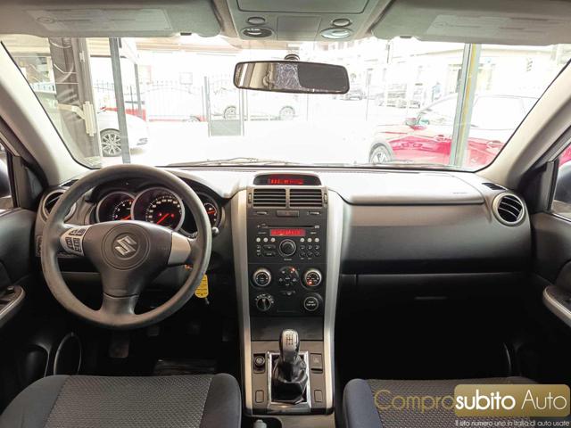 SUZUKI Grand Vitara usata, con Fendinebbia