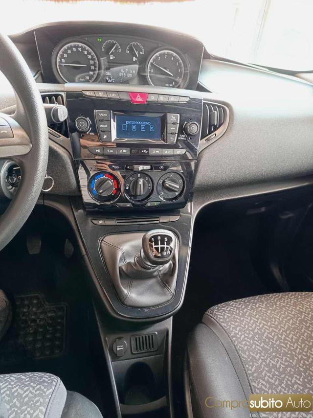 LANCIA Ypsilon usata 22