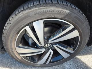 VOLKSWAGEN T-Roc usata, con Autoradio digitale