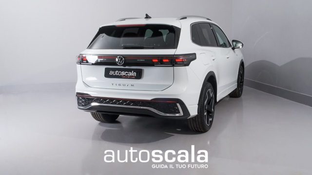 VOLKSWAGEN Tiguan usata, con Boardcomputer