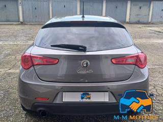 ALFA ROMEO Giulietta usata, con Autoradio