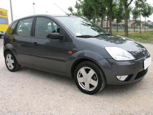 FORD Fiesta usata, con Airbag