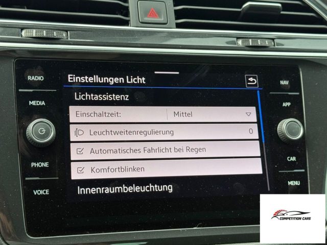 VOLKSWAGEN Tiguan usata, con Adaptive Cruise Control