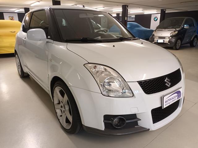 SUZUKI Swift usata, con Autoradio