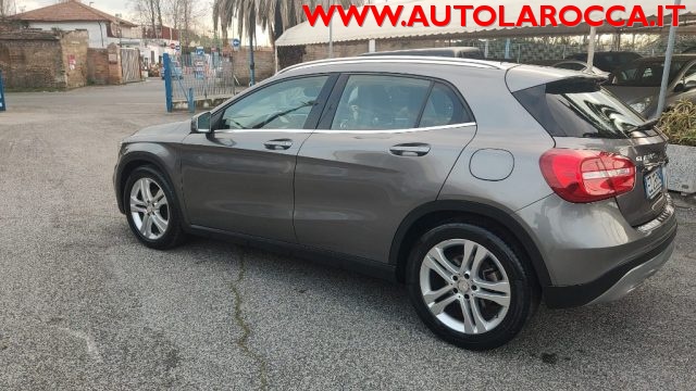 MERCEDES-BENZ GLA 180 usata, con Climatizzatore