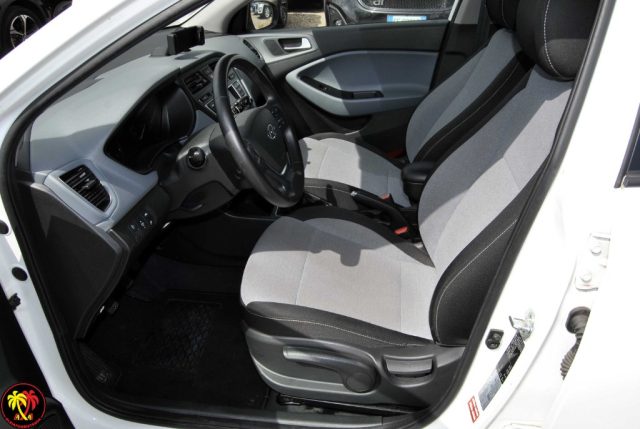 HYUNDAI i20 usata, con Antifurto
