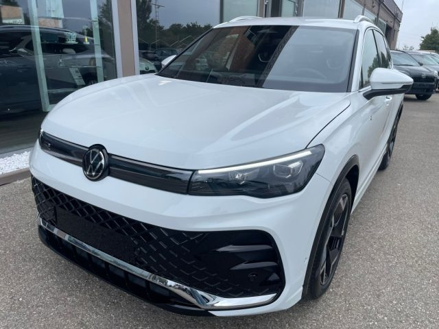 VOLKSWAGEN Tiguan usata, con Autoradio