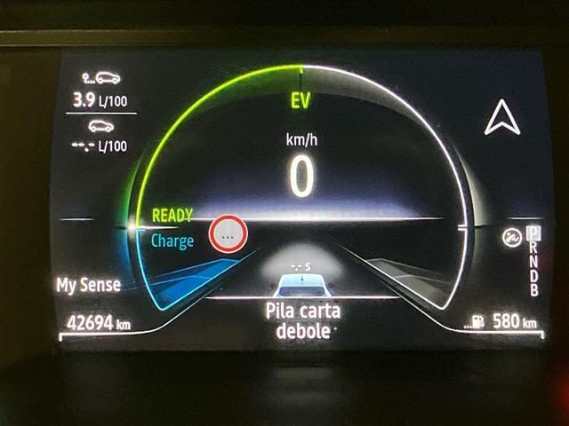 RENAULT Clio usata, con Fari LED