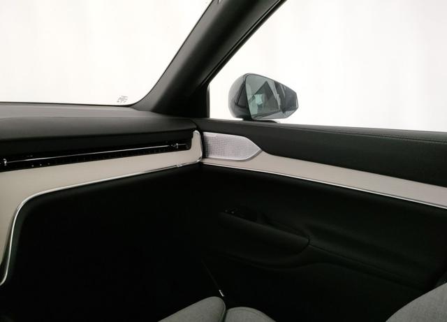 VOLVO EX90 usata, con Volante in pelle