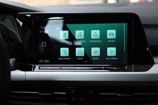VOLKSWAGEN Golf usata, con Volante in pelle