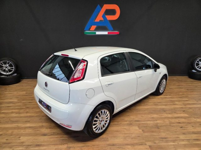 FIAT Punto usata, con Autoradio