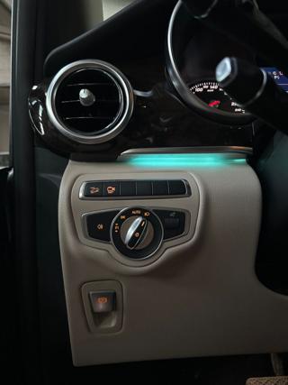 MERCEDES-BENZ V 250 usata, con Boardcomputer