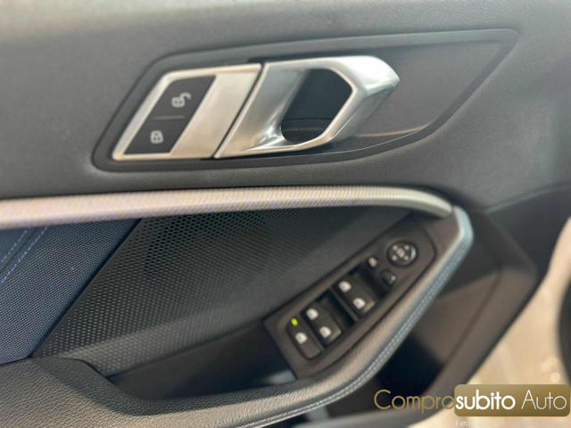 BMW 116 usata, con Bluetooth