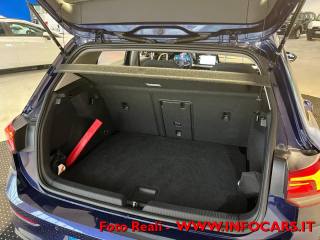 VOLKSWAGEN Golf usata, con Leve al volante