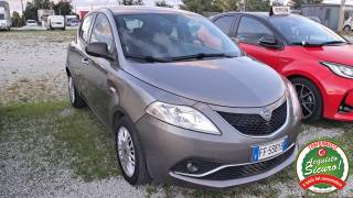 LANCIA Ypsilon usata, con ESP