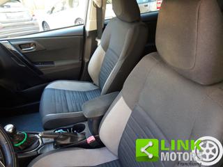 TOYOTA Auris usata, con Chiusura centralizzata