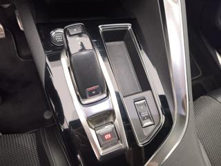 PEUGEOT 3008 usata, con Volante in pelle