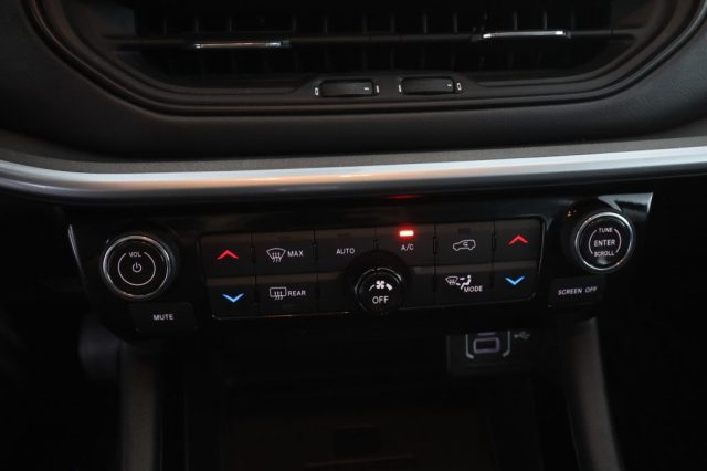 JEEP Compass usata 12