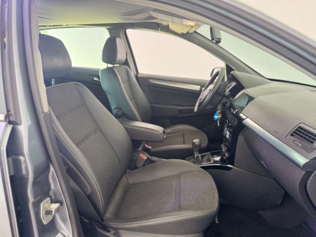 OPEL Astra usata 10