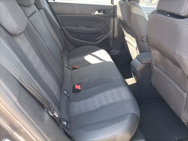 PEUGEOT 308 usata, con Fendinebbia