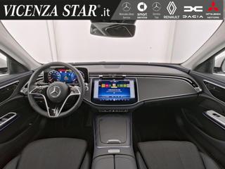 MERCEDES-BENZ E 220 usata, con Autoradio