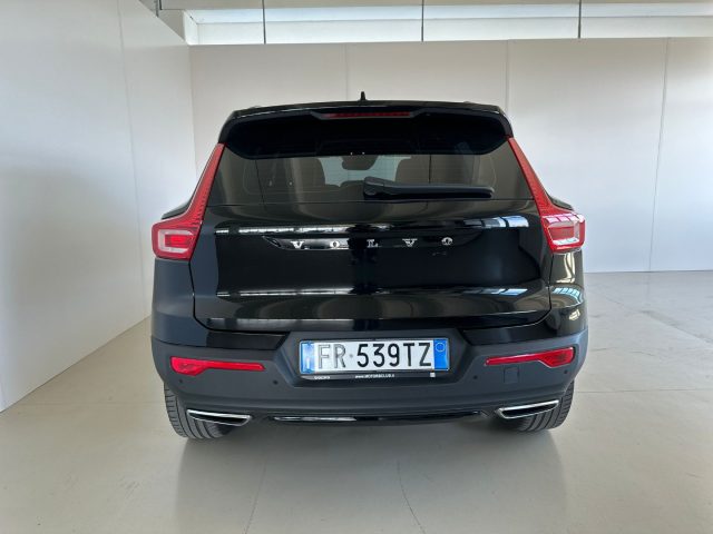 VOLVO XC40 usata, con Fari LED