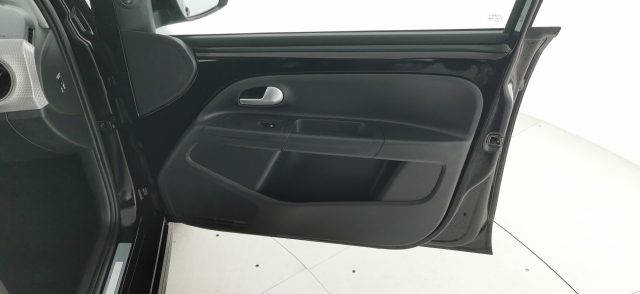 VOLKSWAGEN e-up! usata 55