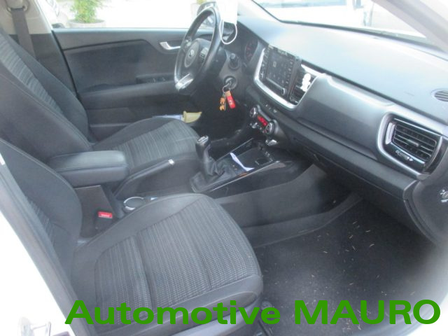 KIA Stonic usata, con Specchietti laterali elettrici