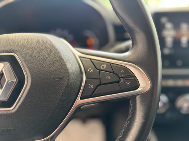 RENAULT Clio usata, con Specchietti laterali elettrici