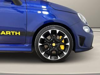 ABARTH 695 usata, con Streaming musicale integrato